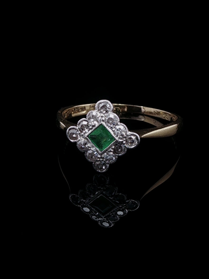 Art Deco 18ct Gold 0.35ct Diamond and Emerald Cluster Ring, Circa 1930