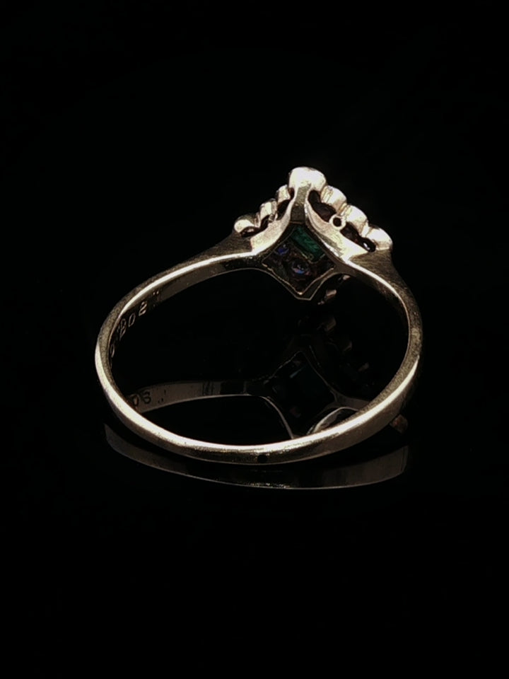 Art Deco 18ct Gold 0.35ct Diamond and Emerald Cluster Ring, Circa 1930