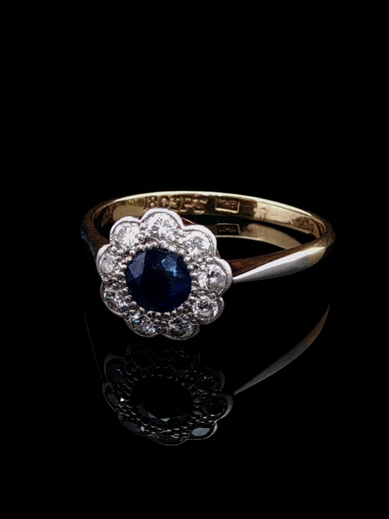 Art Deco 18ct Gold and Platinum Sapphire and Dioamond Cluster Ring, Circa 1935