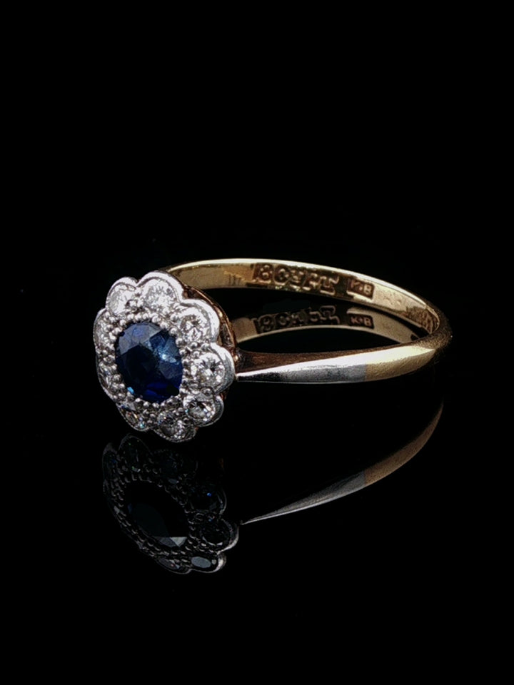 Art Deco 18ct Gold and Platinum Sapphire and Dioamond Cluster Ring, Circa 1935