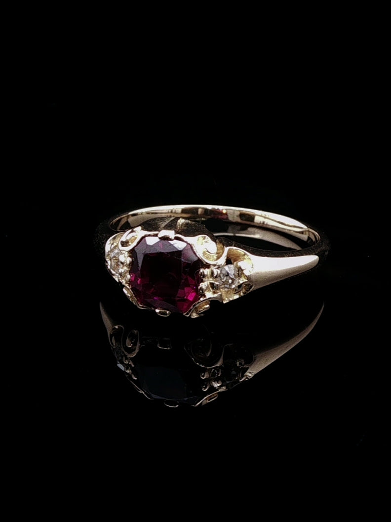 Edwardian 15ct Gold Almandine Garnet and Old Cut Diamod Ring, Circa 1905