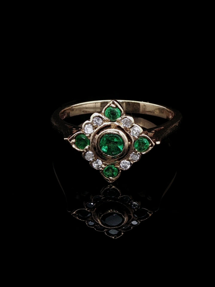 18ct Gold 0.30ct Emerald and Diamond Square Cluster Ring