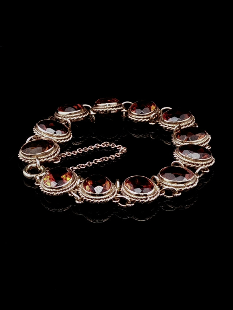 9ct Yellow Gold Bracelet Set with Twelve Citrine Stones, Circa 1985
