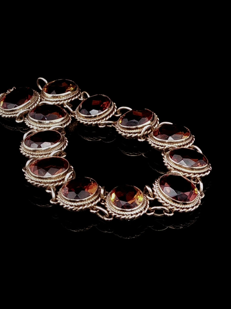 9ct Yellow Gold Bracelet Set with Twelve Citrine Stones, Circa 1985