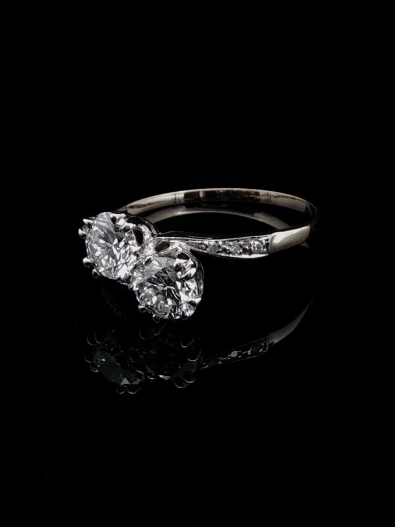 18ct Yellow Gold 1.35ct Brilliant Cut Diamond Toi et Moi Ring