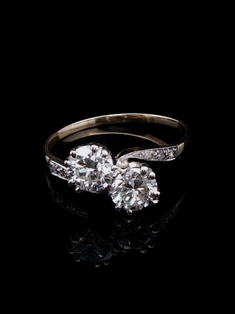 18ct Yellow Gold 1.35ct Brilliant Cut Diamond Toi et Moi Ring