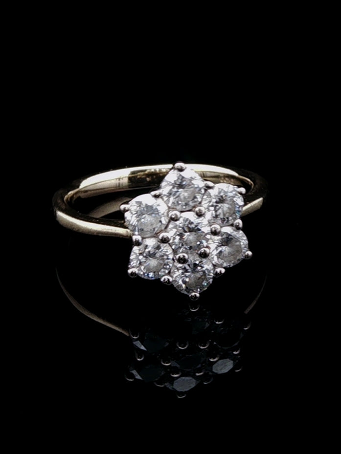 18ct Gold Brilliant Cut 0.90ct Diamond Cluster Ring