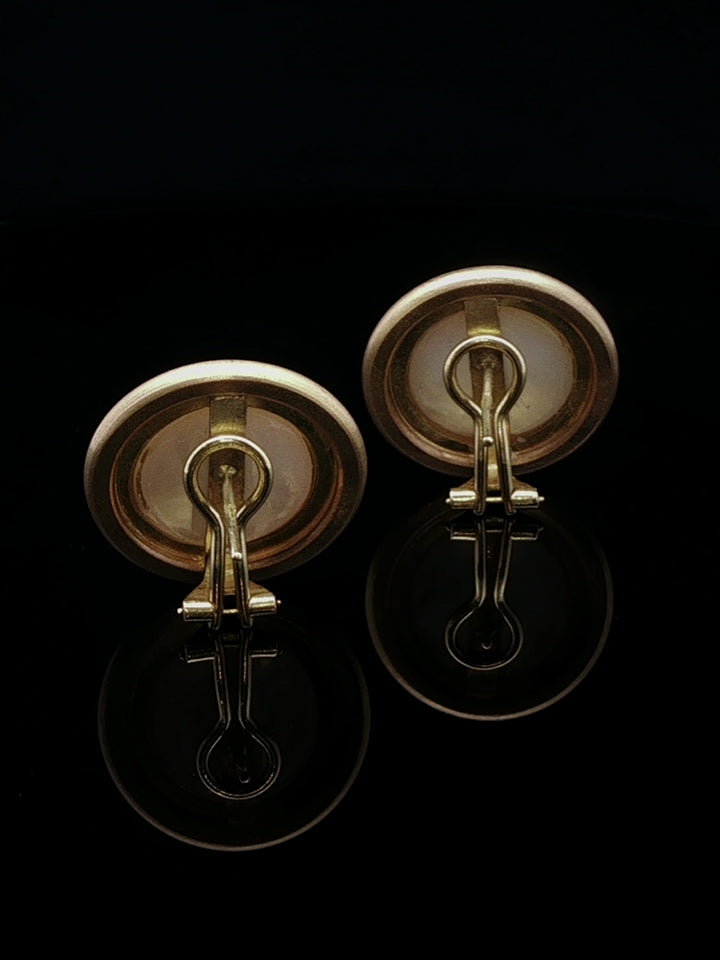 Vintage 18ct Yellow Gold Mabé Pearl Earrings