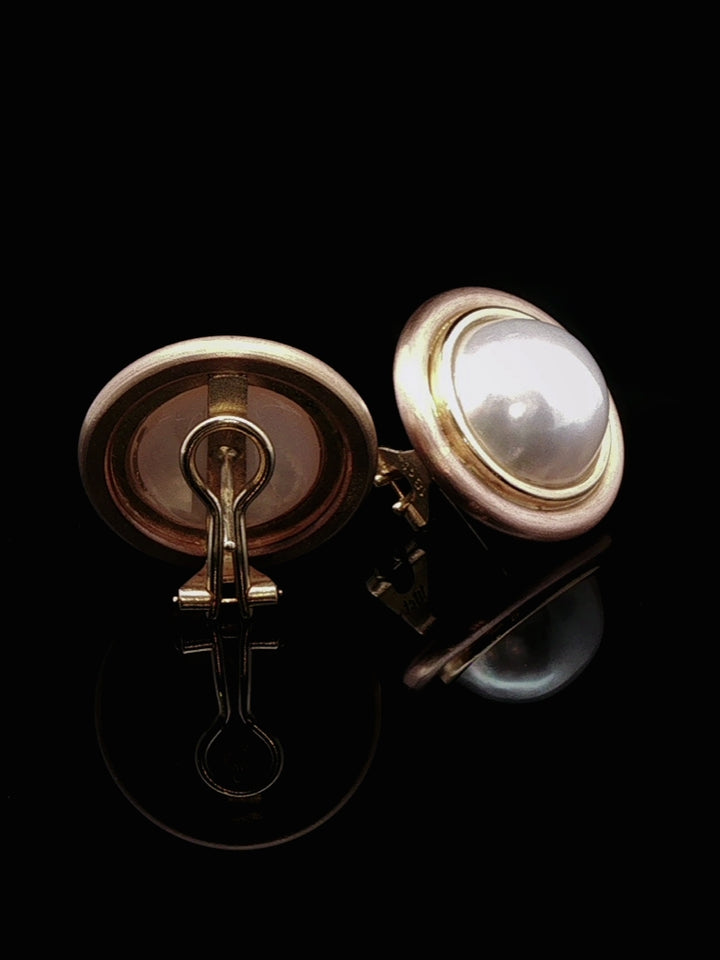 Vintage 18ct Yellow Gold Mabé Pearl Earrings